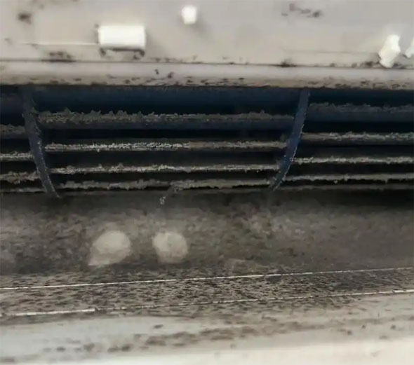 祁阳空调吹的风有股烧焦味是怎么回事